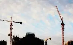 起重机司机在作业中必须坚持的“不吊十”的原则